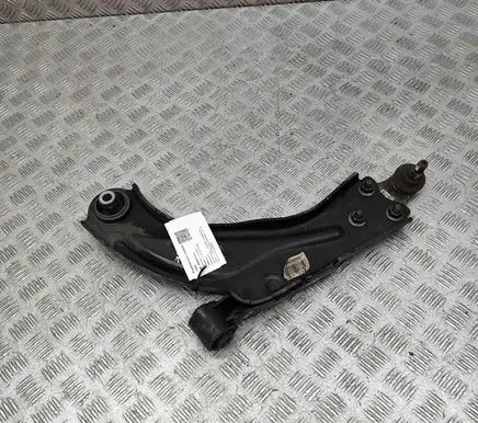 Citroen C5 Aircross Front lower control arm/wishbone 9846329580