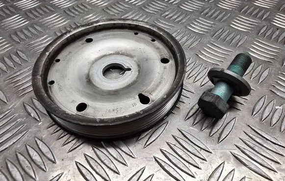 Porsche Boxster 986 Crankshaft pulley 99610211562