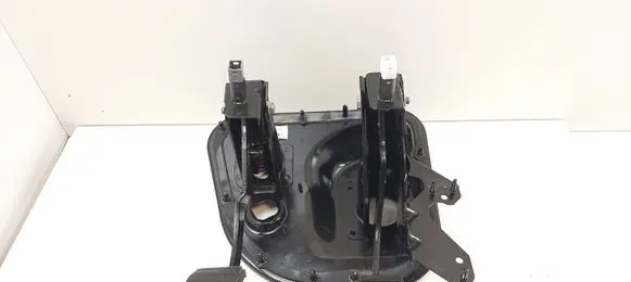 Opel Movano A Pedal assembly 8200404808