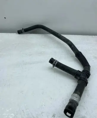 Ford Mustang VI Engine coolant pipe/hose