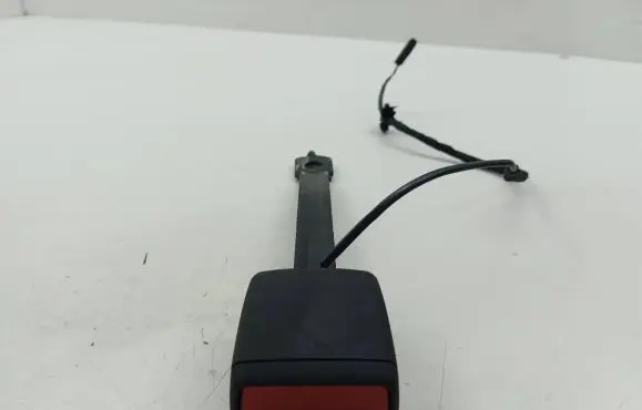 Volkswagen Tiguan Front seatbelt buckle 5NA857755
