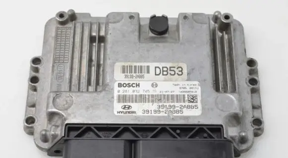 Hyundai i30 Engine control unit/module 391992ABB5