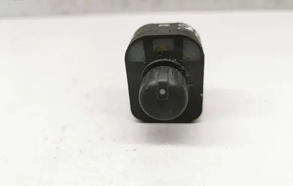 Wing mirror switch