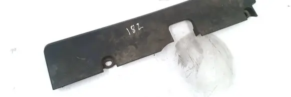 Volvo XC70 Engine cover (trim) 8658235