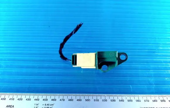Audi A4 S4 B8 8K Airbag deployment crash/impact sensor 1K0909606