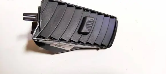 Opel Zafira B Dash center air vent grill 13145056 213680437