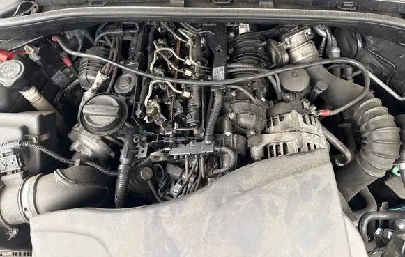 BMW 1 E82 E88 Engine N47D20B