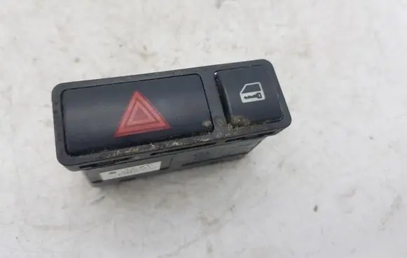 BMW 3 E46 Hazard light switch 61318368920 8368920