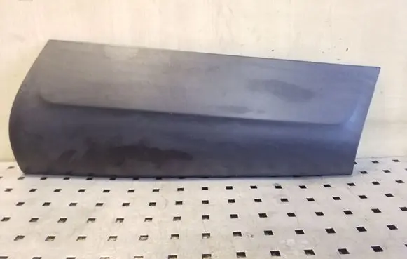 (D)pillar trim (top)