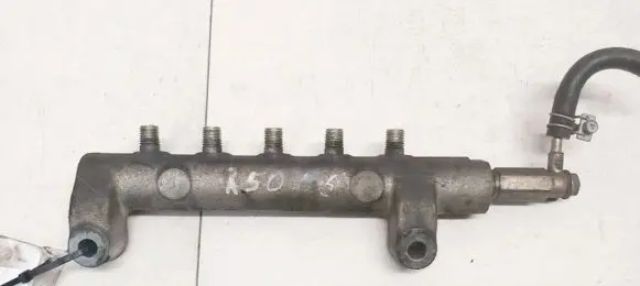 Nissan X-Trail T30 Fuel main line pipe 03f4943 6100