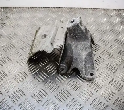 Audi A5 Sportback 8TA Engine mounting bracket 8K0199307BG