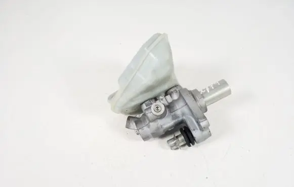 Mercedes-Benz S W221 Master brake cylinder A2214300002