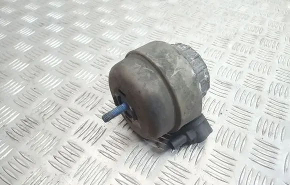 Audi A6 S6 C6 4F Engine mount bracket