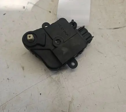 Ford Galaxy Air flap motor/actuator 7M3907511A