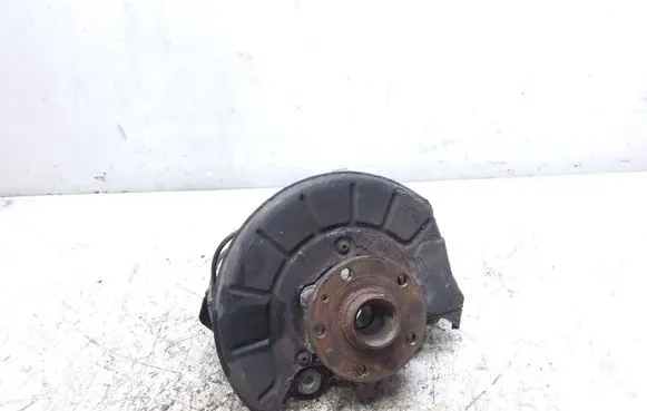 Volkswagen PASSAT B6 Front wheel hub