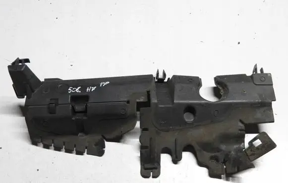 Peugeot 508 Intercooler air channel guide 9686902480