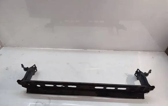 Volvo XC60 Bottom radiator support slam panel 