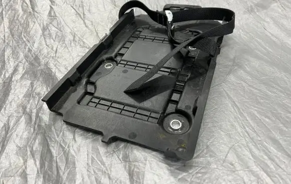 Volvo S60 Battery tray 31479348