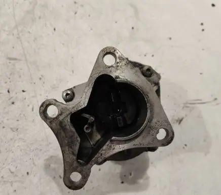 Renault Scenic I Vacuum pump 72117222C