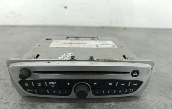 Renault Scenic III - Grand scenic III Radio/CD/DVD/GPS head unit