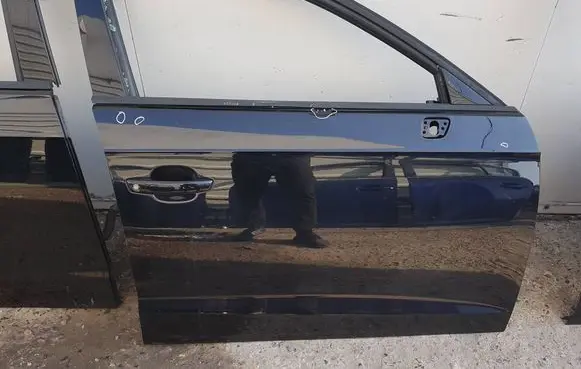 Audi A3 S3 8V Front door 