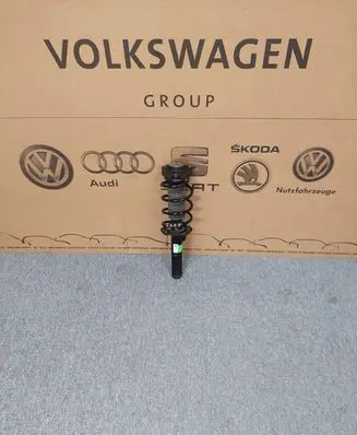 Audi Q3 8U Front shock absorber/damper 5N0413031AT 5N0.413.031.AT