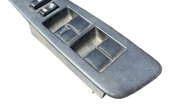 Toyota Auris 150 Electric window control switch 7423202550