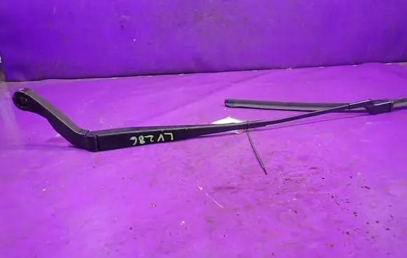 Peugeot Boxer Front wiper blade arm
