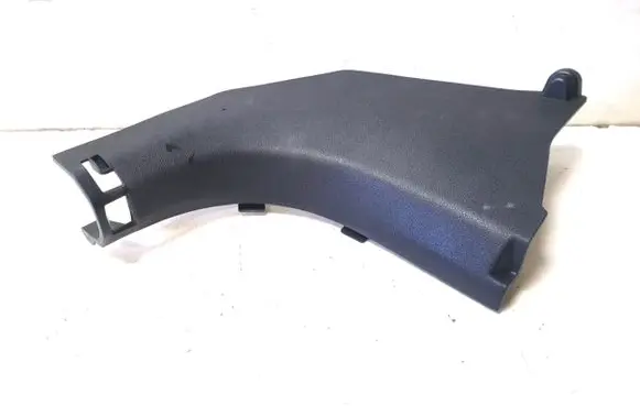 KIA Sorento Front sill trim cover 85824C5000