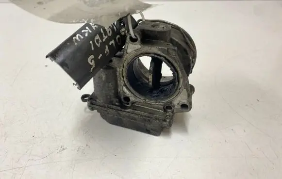 Volkswagen Golf V Throttle valve 03G128063C