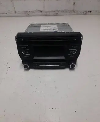 KIA Ceed Radio/CD/DVD/GPS head unit 96170A2100 AC110A2EE 5221620