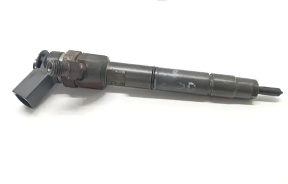 Fuel injector