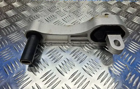 Fiat Qubo Gearbox mount 51813604 518136040
