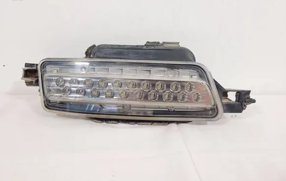 Subaru Legacy Reverse light 23620794