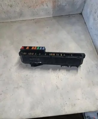 BMW 6 E63 E64 Fuse module 6957330