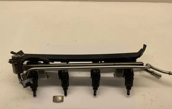 Audi A4 S4 B5 8D Fuel main line pipe 06A133317E 5WS1226 5US1226