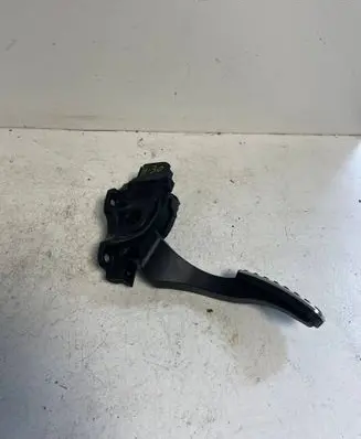 Volvo S60 Accelerator throttle pedal 31329371 6PV01083430 C95YE03