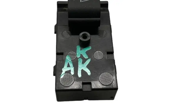 Opel Astra K Seat control switch 