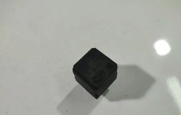 Toyota Avensis Verso Other relay 13171831
