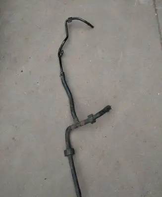 Volkswagen PASSAT B7 Engine coolant pipe/hose