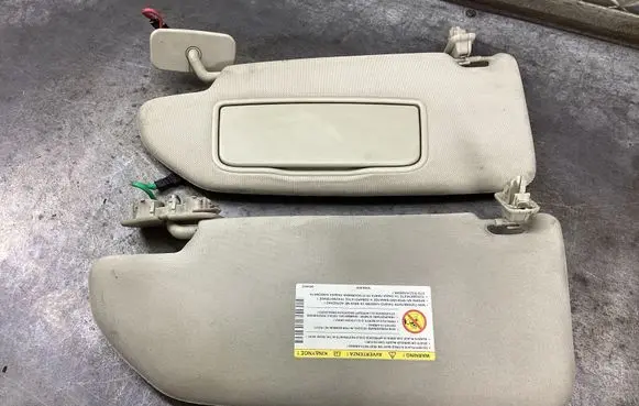 Volvo XC90 Sun visor 3572