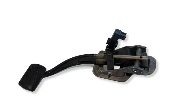 Jeep Cherokee Brake pedal 68303341AB