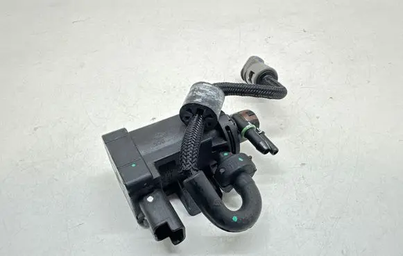 Citroen C3 Turbo solenoid valve 9807396180