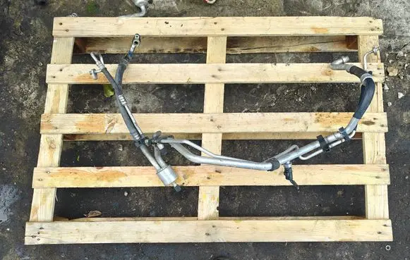 Peugeot 308 Air conditioning (A/C) pipe/hose