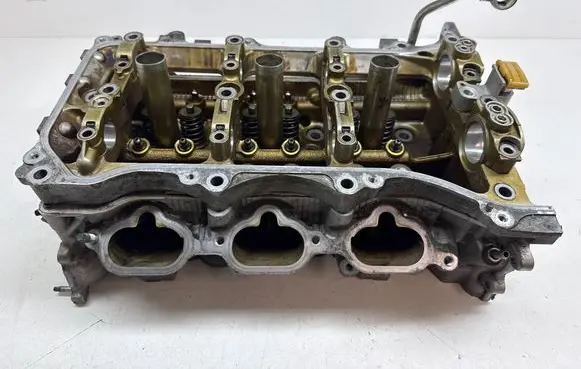 Lexus GS 300 350 430 450H Engine head 11102-39115 11102-39117 11104-31030