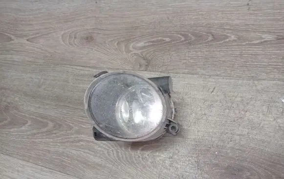 Volvo V70 Front fog light 31213101