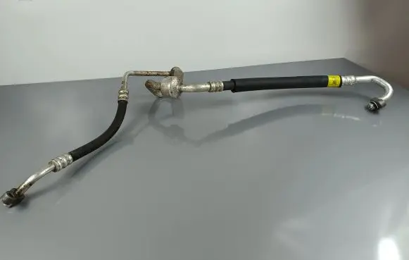 Air conditioning (A/C) pipe/hose