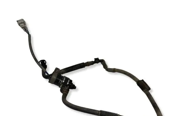 Mitsubishi Pajero Headlight washer pump 87873
