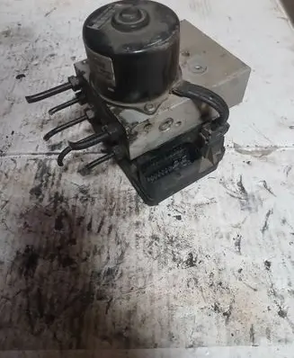 Volvo V70 ABS Pump 8619537 10020403314 127882