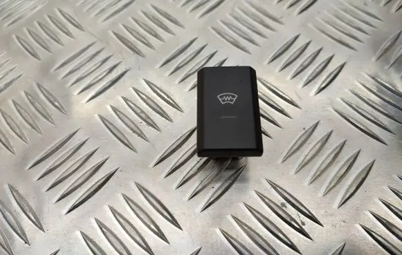 Windscreen/window heater switch